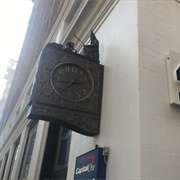 The Wizard of Park Avenue