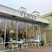 V Love Café, Virginia Beach