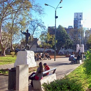 Plaza Primero De Mayo
