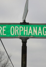Gore Orphanage (1980)