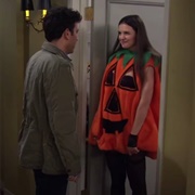 How I Met Your Mother: "The Slutty Pumpkin Returns" (S7,E8)