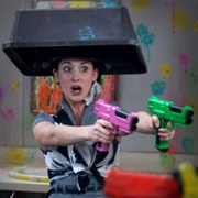 Community: "Modern Warfare" (S1,E23)