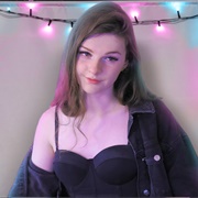 F1NN5TER  (Bisexual, Gender-Fluid, Any Pronouns)