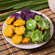 Khanom Krok Bai Toei