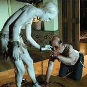 Masters of Horror: "Cigarette Burns" (S1,E8)