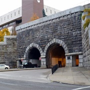 Armstrong Tunnel