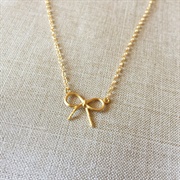 Bow Necklace