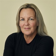 Lorraine Stanley