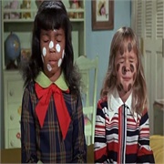 Bewitched: "Sisters at Heart" (S7,E13)