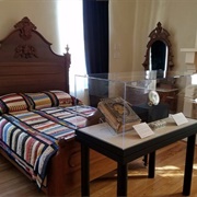 Susanna Dickinson Museum