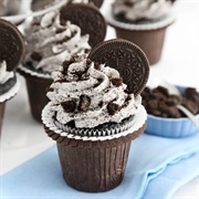 Crushed Oreo Cupcake
