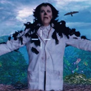 Schitt's Creek: "The Crowening" (S5,E1)