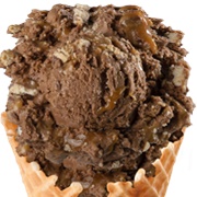 Bruster's Ice Cream Caramel Explosion With Twix Ice Cream