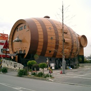Tonneau Bistro & Bar, Okinawa, Japan