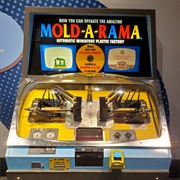 Use a Mold-A-Rama Machine