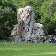 Apennine Colossus, Italy