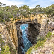 Tasmans Arch