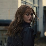 S1.E5: Someone's Been a Naughty Girl