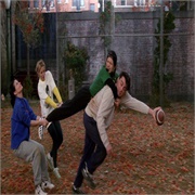 Friends: "The One With the Football" (S3,E9)