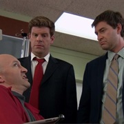 S5.E10: The Near Death Flex-Perience