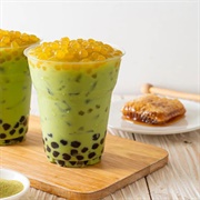 Witch's Brew Boba Tea With Butterscotch Boba