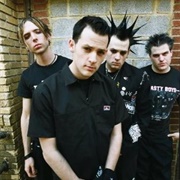 Wondering - Good Charlotte