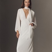 Scarf Ends Crossed at Front/Side of Neck