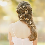 Hair Vines on Bride