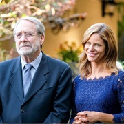 S2.E10: New York vs. LA