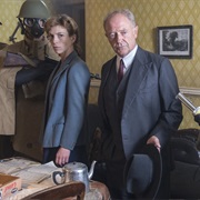 S7.E1: The Eternity Ring