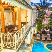 Rue Juliette Dodu, Reunion