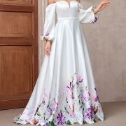 Flowers on Bottoms of Sleeves and Skirt