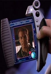 Global Communication Device - Earth: Final Conflict (1997)