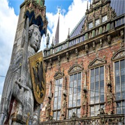 Bremer Rolland Und Rathaus