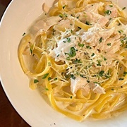 Fettuccine Alfredo