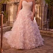 Skirt Made Up of Small Flower Petals