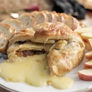 Baked Brie in Pastry