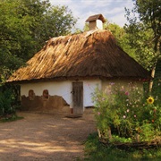 Mazanka (Traditional Hut)