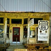 White Hall Antiques, Hall Town, Missouri