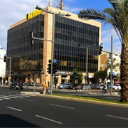 Ibn Gvirol Street, Tel Aviv