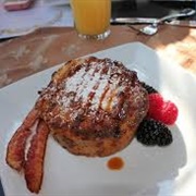 Banana-Stuffed French Toast