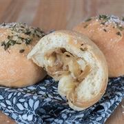 Rolls With Onion