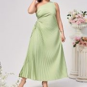 Mixed Pleats and Ruching From Side of Dress
