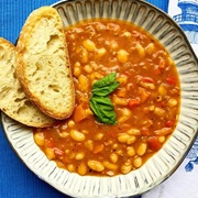 Jani Me Fasule (Albania)