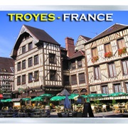 Troyes Magnet