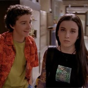 S3.E11: Hardly Famous