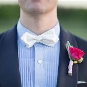 Diamond Point Style Bow Tie