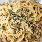 Fettuccine in White Clam Sauce