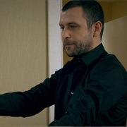 S1.E14: Tehlikeli Iliskiler