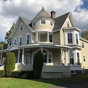 "Sabrina the Teenage Witch" House, Freehold, NJ